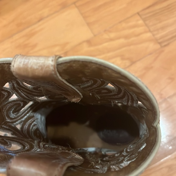 Ariat cowboy boots - Picture 5 of 7